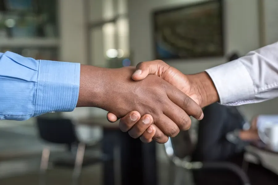 Chuyên gia tư vấn và hỗ trợ doanh nghiệp