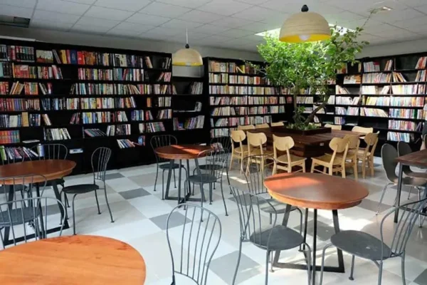 Bí quyết khởi nghiệp với mô hình cà phê sách khác biệt