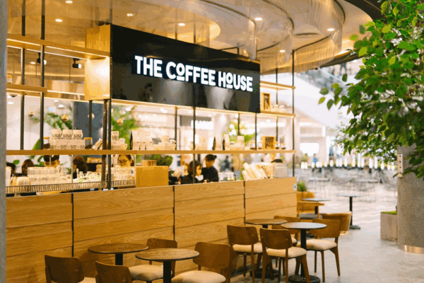 Từ quán cà phê nhỏ đến thương hiệu chuỗi nổi tiếng - The Coffee House