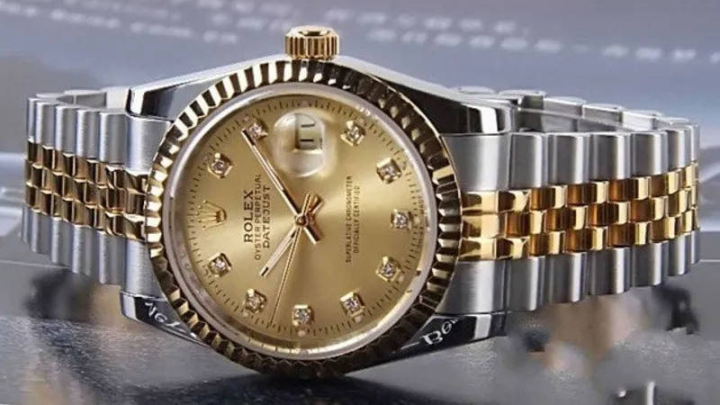 Quà tặng doanh nghiệp - Đồng hồ cao cấp dành cho Khách VIP