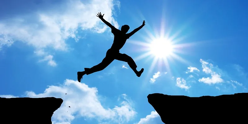 StartUp thất bại - Đừng lùi bước, đừng đổ lỗi cho nghịch cảnh - Hãy tìm mọi cách hợp pháp để vượt qua và tỏa sáng